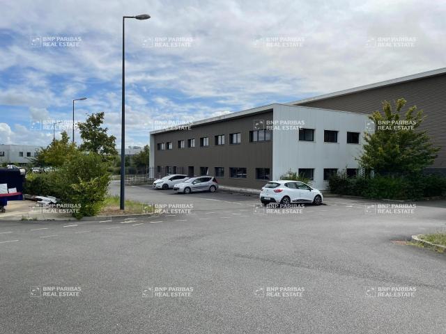 Local Commercial location à Nantes, Bouguenais