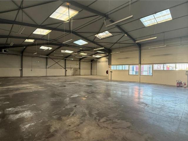 Local Commercial location à Bourg-en-Bresse, Bourg-en-bresse