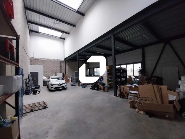 Local Commercial location à Mantes-la-Jolie, Buchelay