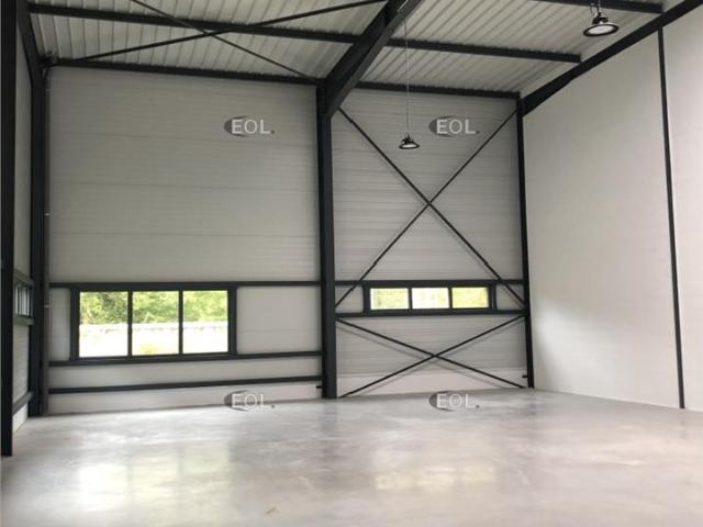 Local Commercial location à Torcy, Bussy-saint-georges