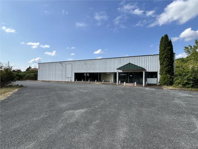 Local Commercial location à Les Broustey, Cadaujac