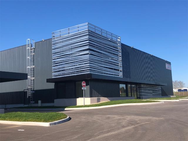 Local Commercial location à Bourg-en-Bresse, Certines
