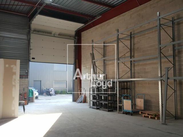 Local Commercial location à Melun, Cesson