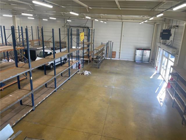 Local Commercial location à Compiègne, Oise