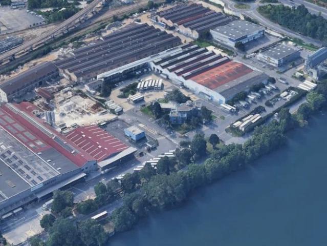 Local Commercial location à Évry, Corbeil-essonnes