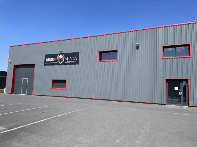 Local Commercial location à Creil