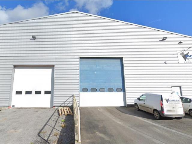 Local Commercial location à Creil, Cavée de Senlis