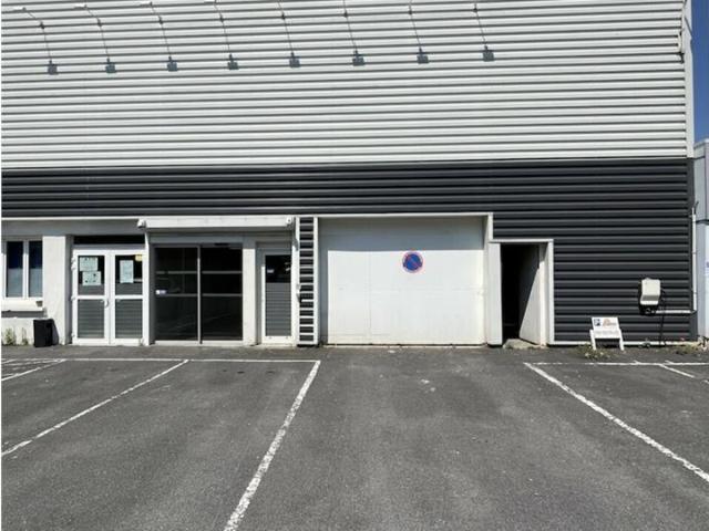 Local Commercial location à Creil