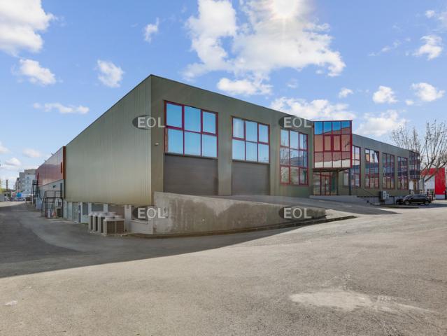 Local Commercial location à Créteil