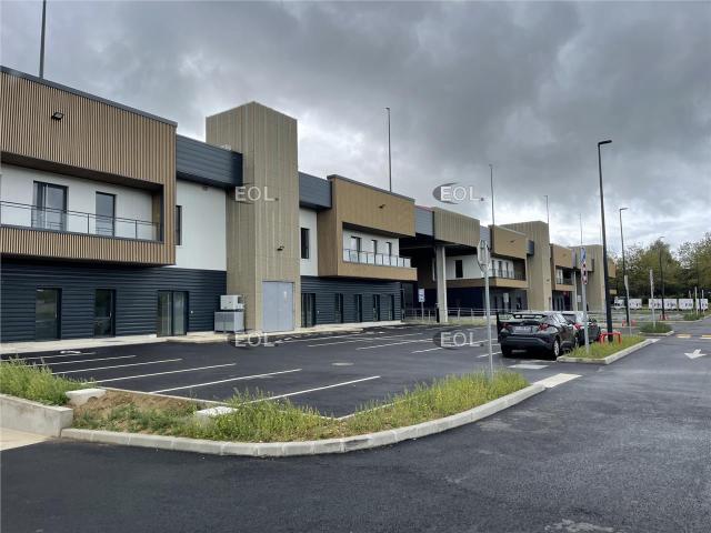 Local Commercial location à Rambouillet, Elancourt