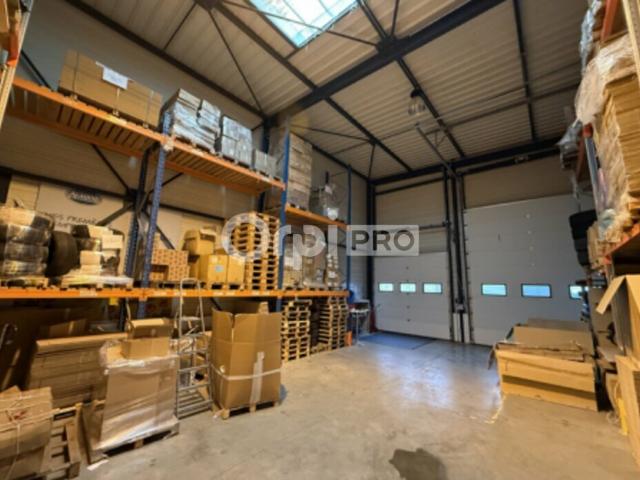 Local Commercial location à Villefranche-sur-Saône, Rhône