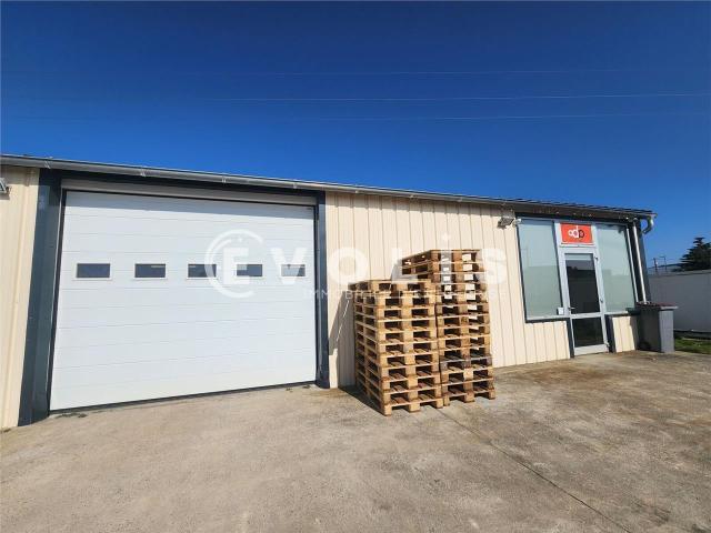 Local Commercial location à La Tour-du-Pin, Frontonas