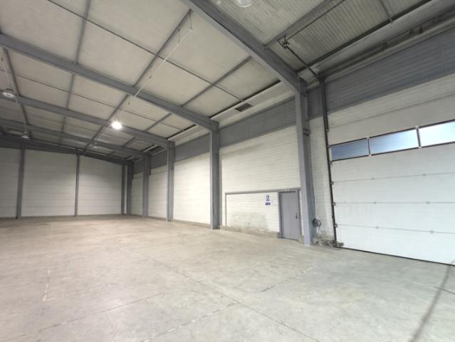 Local Commercial location à Nîmes, Gallargues-le-montueux