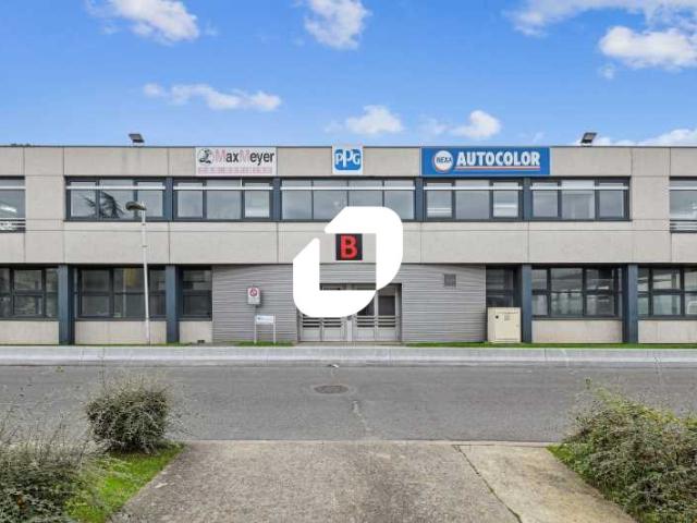 Local Commercial location à Nanterre, Colombes