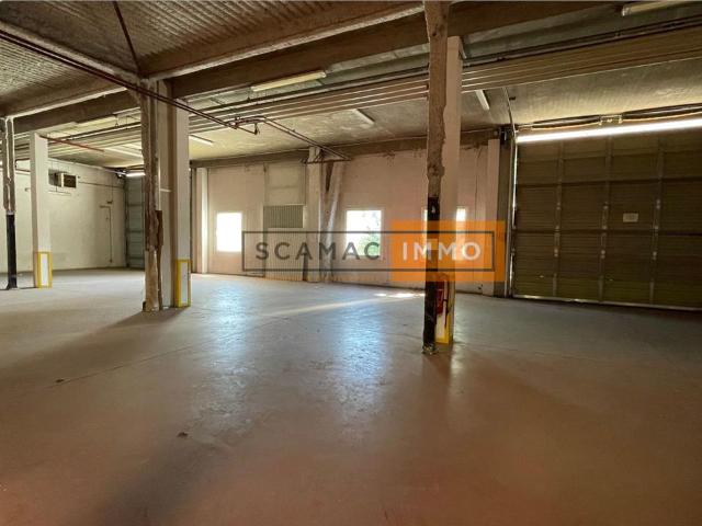 Local Commercial location à Nanterre, Gennevilliers