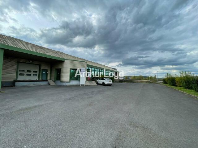 Local Commercial location à Charleville-Mézières, Givet