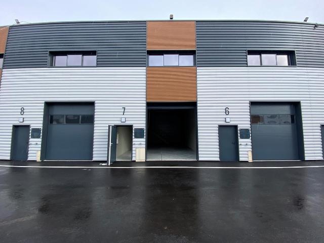 Local Commercial location à Bordeaux, Gradignan