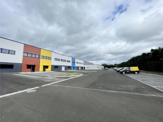 Local Commercial location à Rouen, Le Grand-quevilly