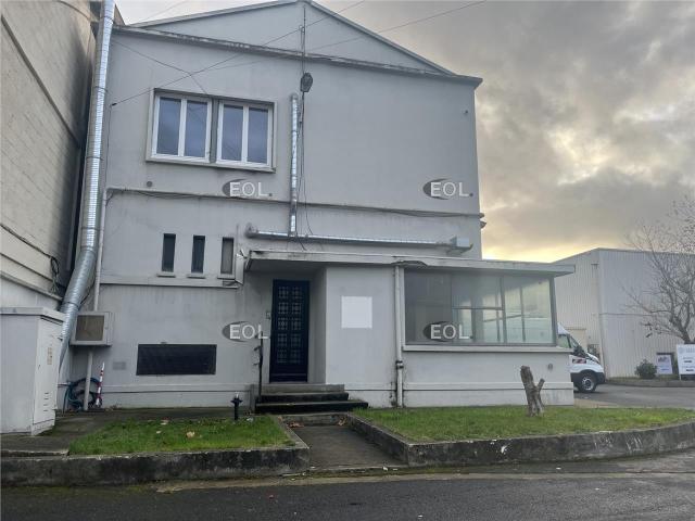 Local Commercial location à Saint-Denis, L'ile-saint-denis