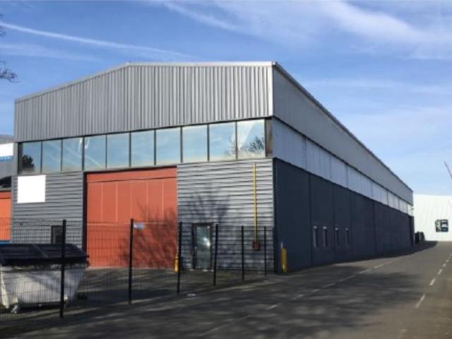 Local Commercial location à Orléans, Ingré