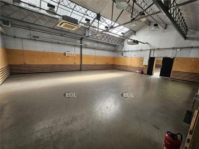 Local Commercial location à L'Haÿ-les-Roses, Ivry-sur-seine