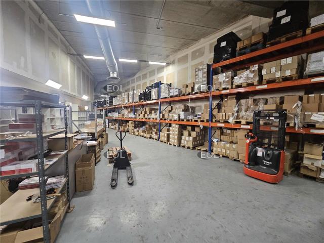 Local Commercial location à L'Haÿ-les-Roses, Ivry-sur-seine
