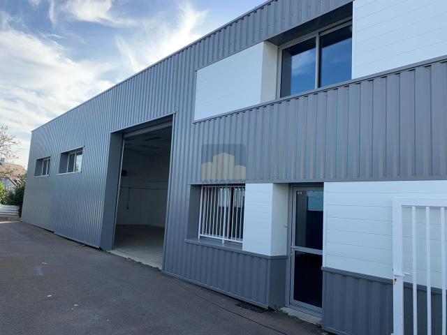 Local Commercial location à Nantes, La Chapelle-sur-erdre