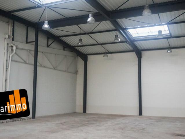 Local Commercial location à Nogent-le-Rotrou, La Loupe
