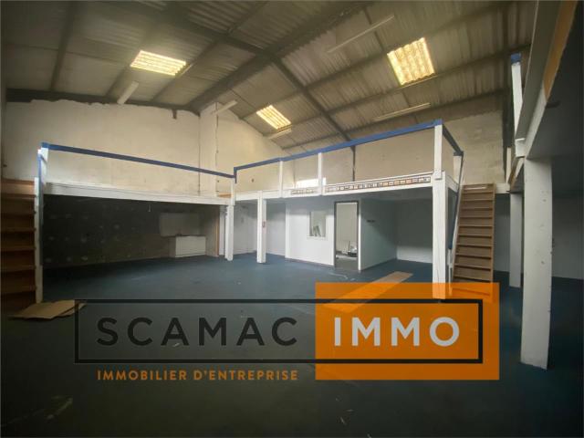 Local Commercial location à Aix-en-Provence, Lambesc
