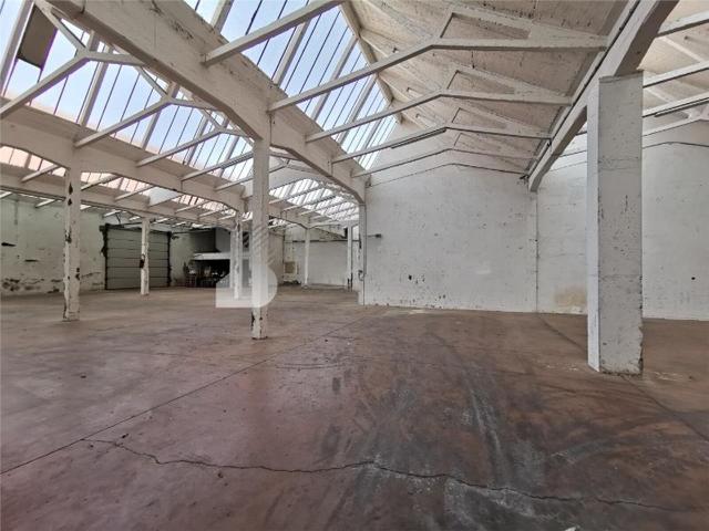 Local Commercial location à Roanne, Le Coteau