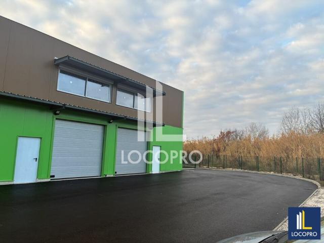 Local Commercial location à Arrondissement de Draguignan, Les Arcs