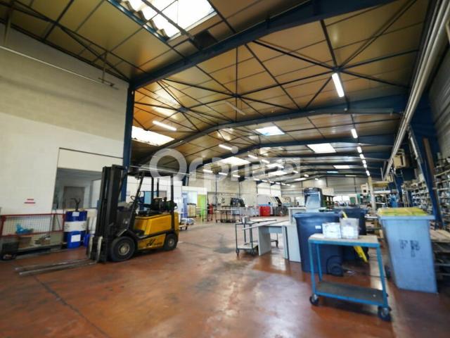 Local Commercial location à Bourg-en-Bresse, Miribel