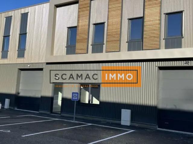 Local Commercial location à Mantes-la-Jolie, Les Mureaux