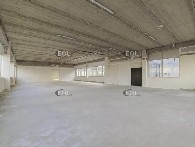 Local Commercial location à Palaiseau, Les Ulis