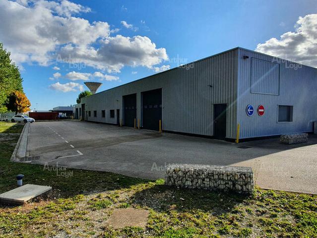 Local Commercial location à Dijon, Longvic