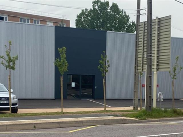 Local Commercial location à Roanne, Mably