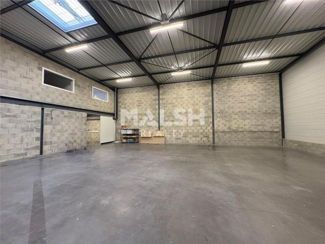Local Commercial location à Villefranche-sur-Saône, Rhône
