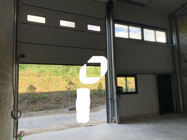Local Commercial location à Saint-Germain-en-Laye, Mareil-sur-mauldre