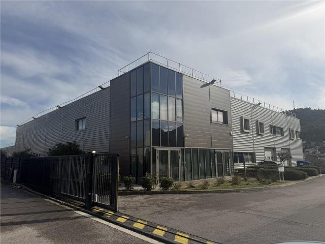Local Commercial location à Marseille