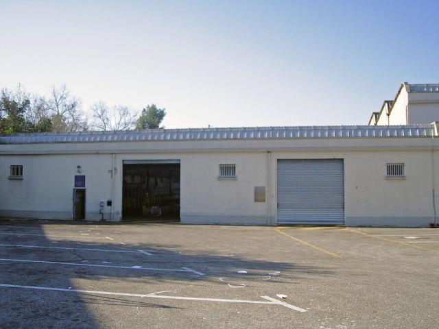Local Commercial location à Marseille