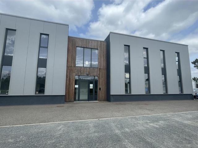 Local Commercial location à Bordeaux, Martillac