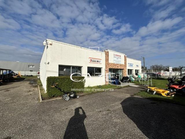 Local Commercial location à Bordeaux, Mérignac