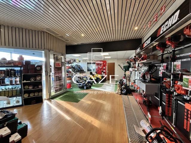 Local Commercial location à Bordeaux, Mérignac