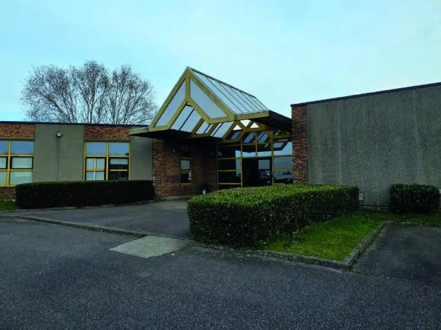Local Commercial location à Rouen, Mont-saint-aignan
