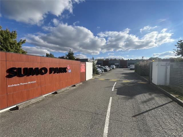 Local Commercial location à Toulouse, Montrabé