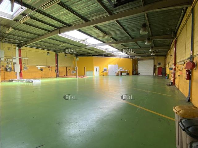 Local Commercial location à Bobigny, Vaux-montreuil