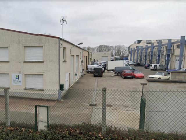 Local Commercial location à Saint-Germain-en-Laye, Morainvilliers