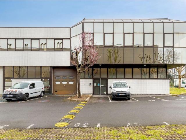 Local Commercial location à Nanterre