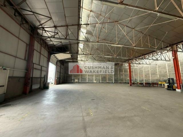 Local Commercial location à Nîmes