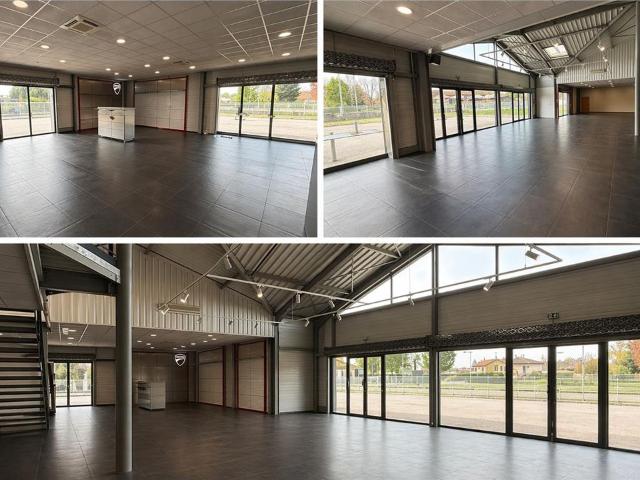 Local Commercial location à Bourg-en-Bresse, Péronnas